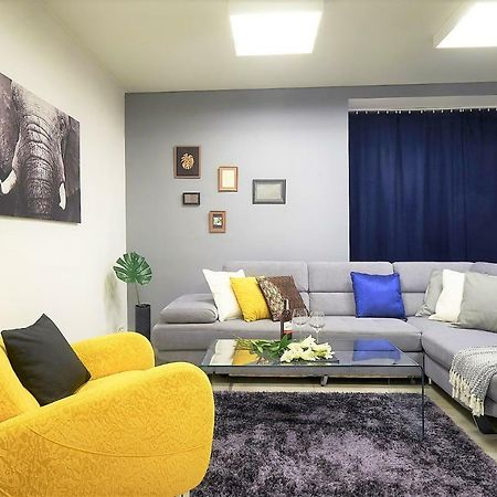 Xavier Boutique Apartment Warsawa Bagian luar foto