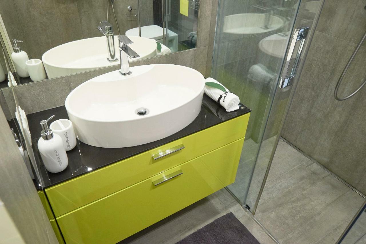 Xavier Boutique Apartment Warsawa Bagian luar foto