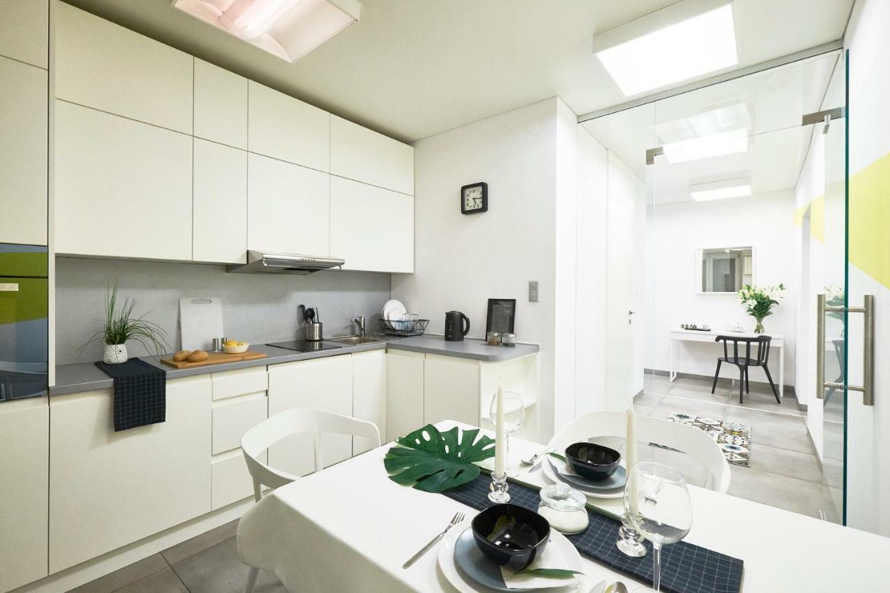 Xavier Boutique Apartment Warsawa Bagian luar foto